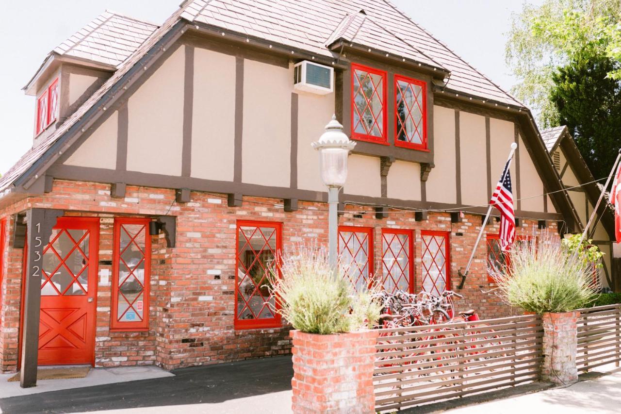 The Hamlet Inn Solvang Exterior photo